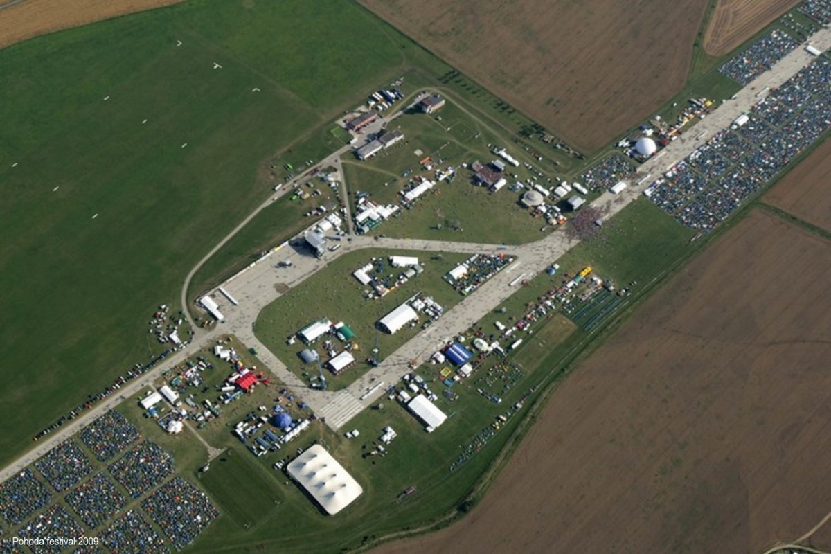 FOTO: Obyvatelia diskutujú, či chcú, aby festival pohoda pokračoval v Trenčíne, foto 4