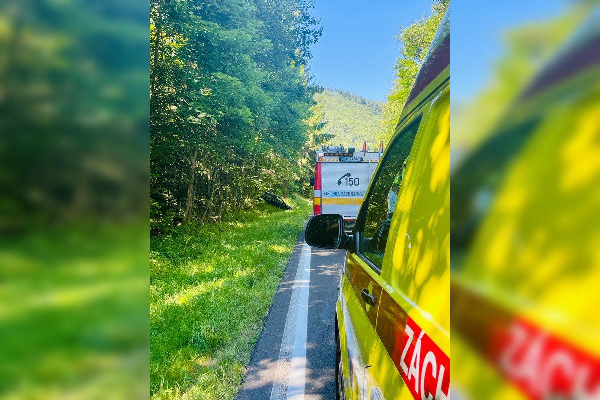 FOTO: Dopravná nehoda v katastrálnom území obce Mýto pod Ďumbierom, foto 5