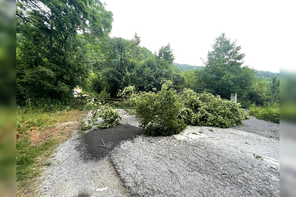 FOTO: Búrky v Banskobystrickom kraji spôsobili viaceré problémy, foto 6