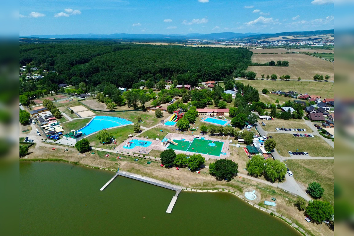 FOTO: Prírodné kúpaliská v prevádzke: Aqualand v Bystrici, kúpalisko v Tornali a Zelená voda - Kurinec, foto 1