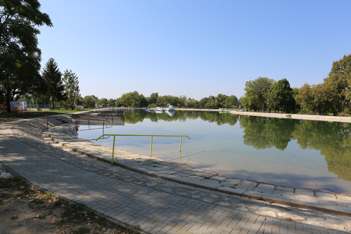 FOTO: Prírodné kúpaliská v prevádzke: Aqualand v Bystrici, kúpalisko v Tornali a Zelená voda - Kurinec, foto 3
