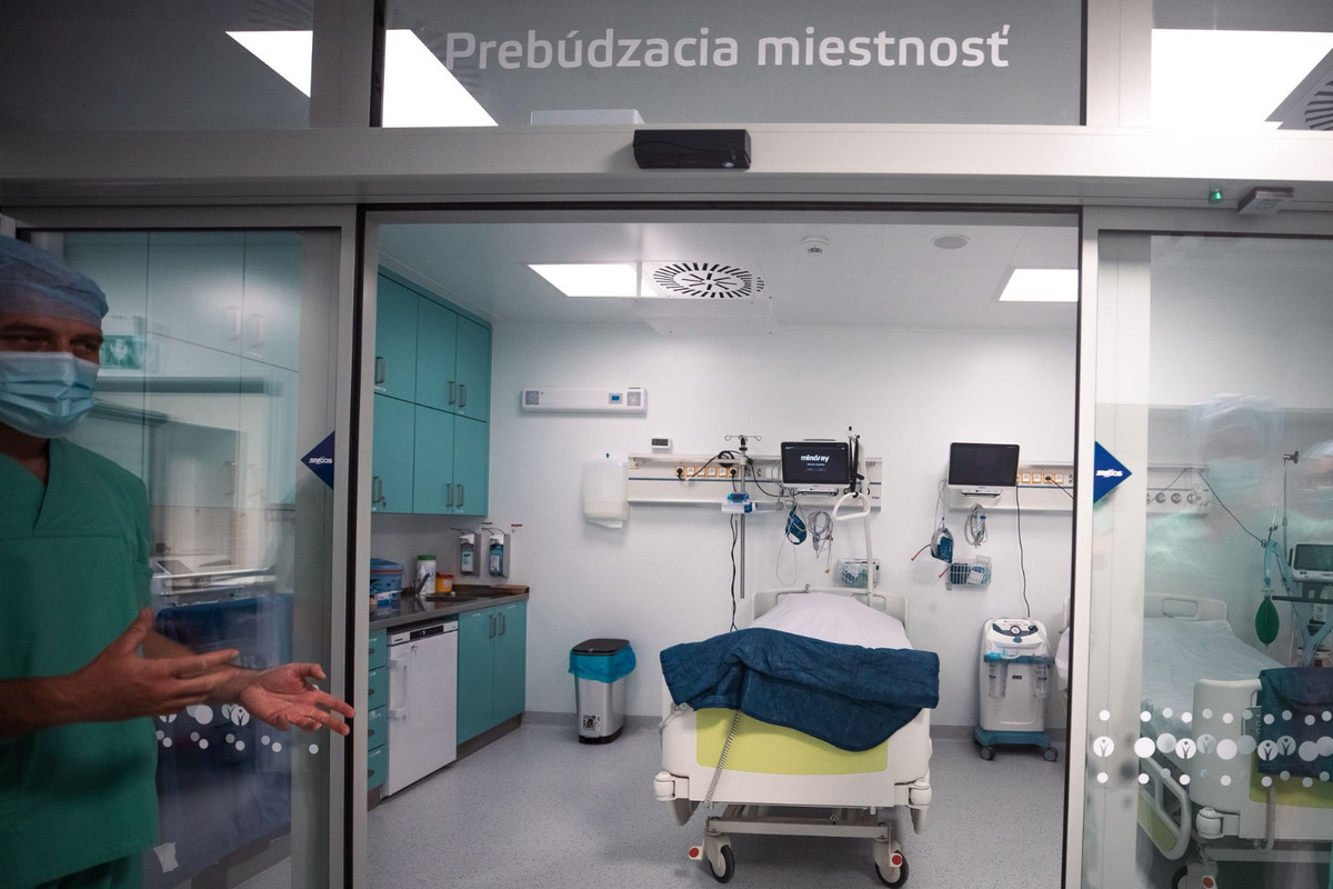 FOTO: Nemocnica novej generácie pre pacientov vo Zvolene, foto 5