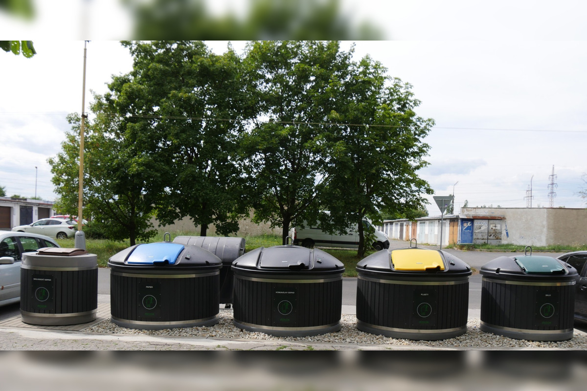 FOTO: V Lučenci pribudli kontajnery vybavené moderným systémom uzamykania na čipy, foto 4