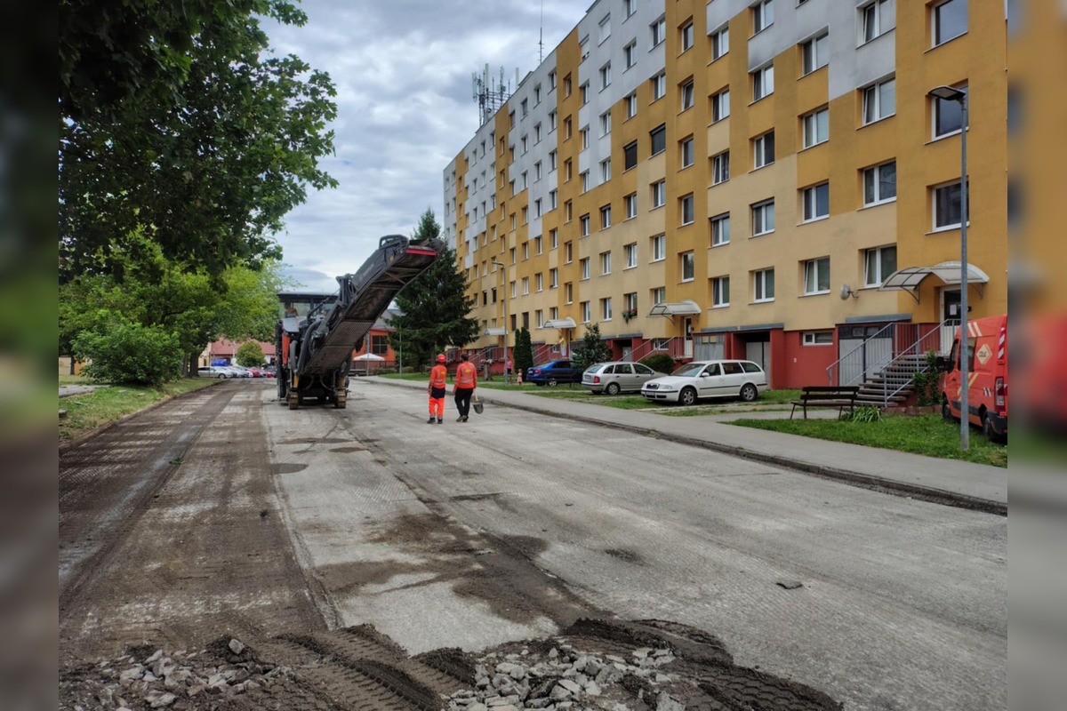FOTO: Oprava parkoviska a cesty v Žiari nad Hronom, foto 8