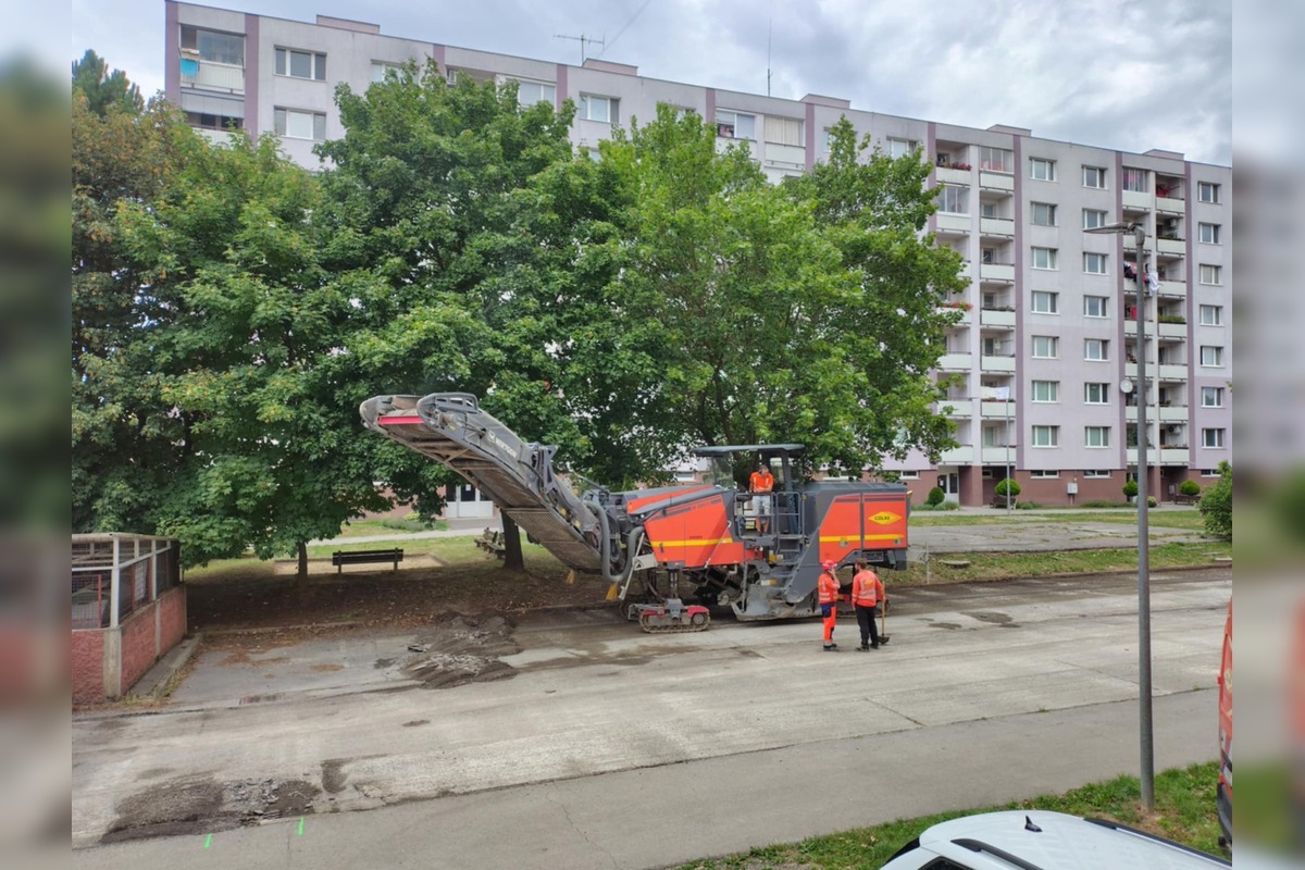 FOTO: Oprava parkoviska a cesty v Žiari nad Hronom, foto 6