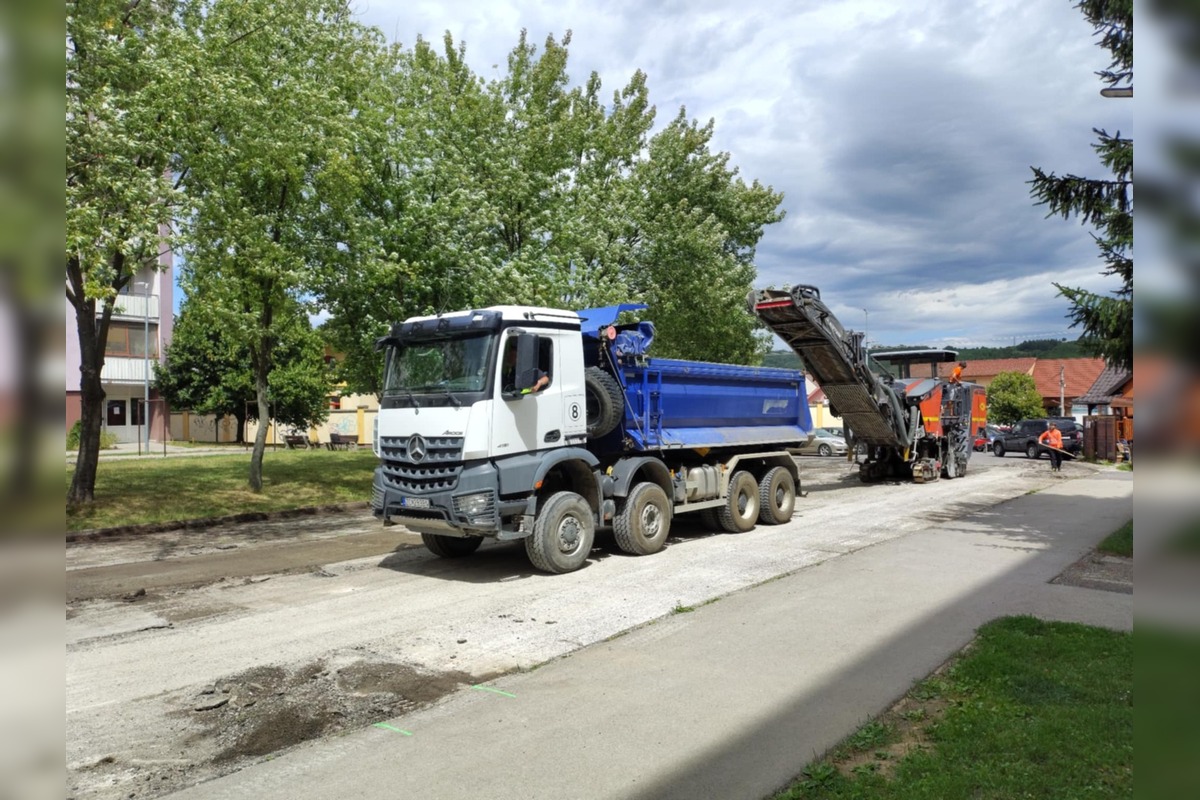 FOTO: Oprava parkoviska a cesty v Žiari nad Hronom, foto 10