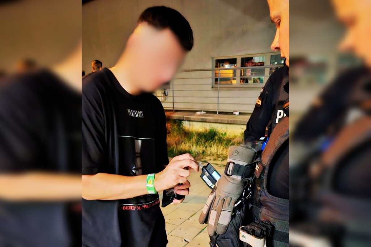 FOTO: Kontrola alkoholu u mladistvých, foto 4