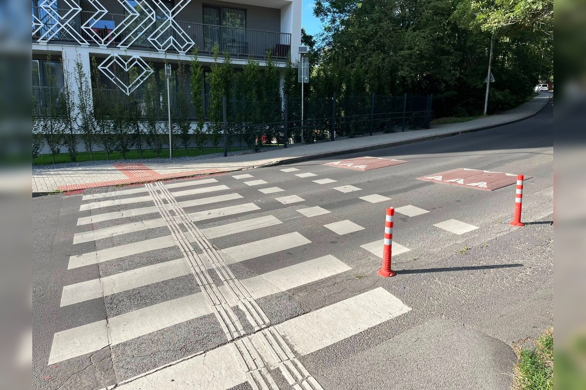 FOTO: Spomaľovač za priechodom pre chodcov v Banskej Bystrici, foto 4