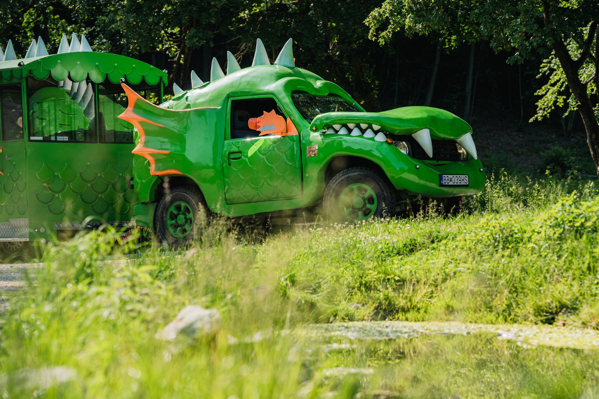 FOTO: Na Horehroní začína jazdiť drakovláčik, niektorí sa tešia, iní kritizujú, foto 5