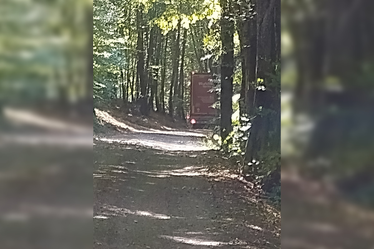 FOTO: Zvolenčania kritizujú prejazd kamiónov pri priehrade, foto 1