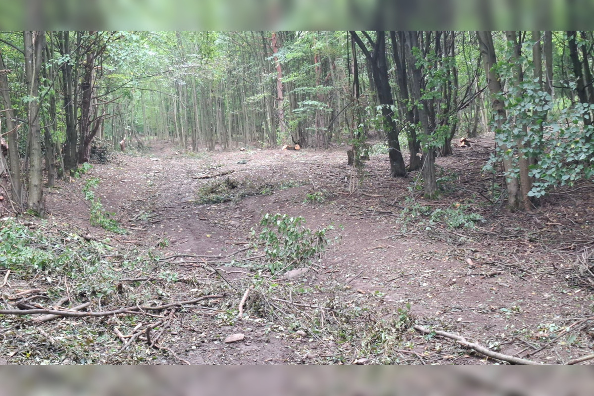 FOTO: Zvolenčania kritizujú prejazd kamiónov pri priehrade, foto 4