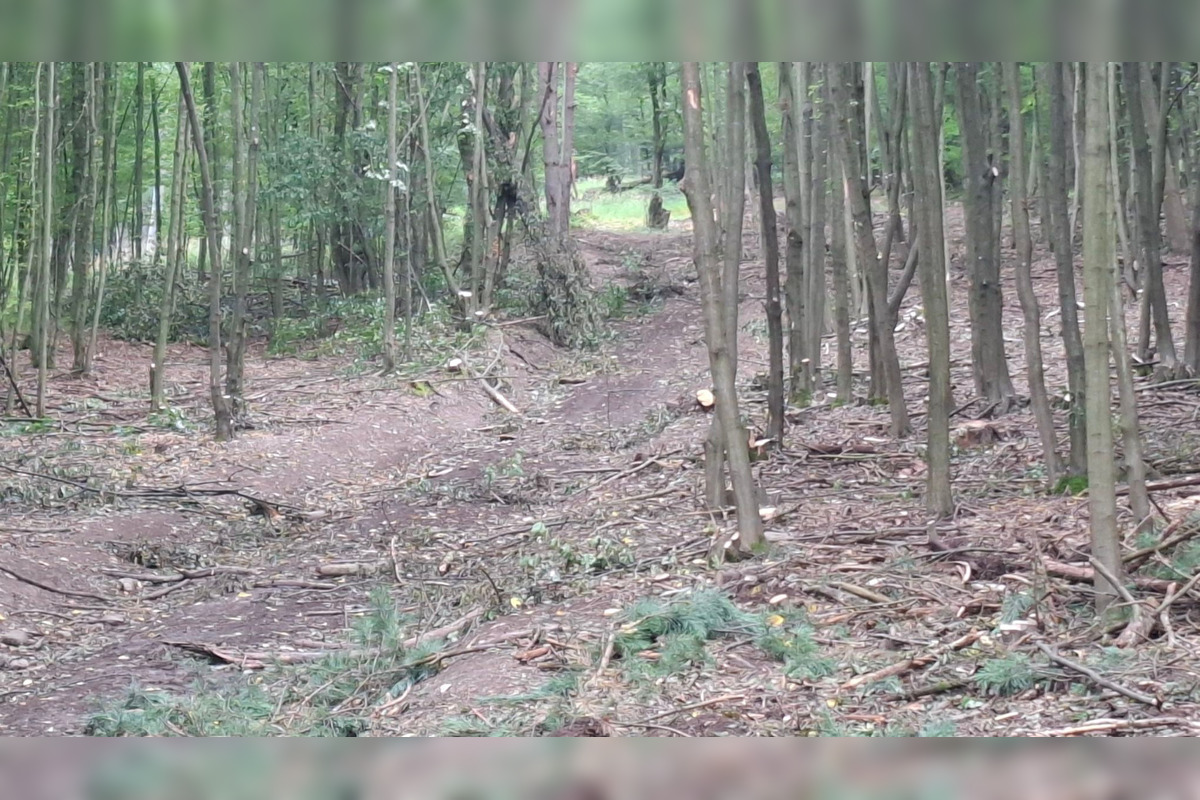 FOTO: Zvolenčania kritizujú prejazd kamiónov pri priehrade, foto 5