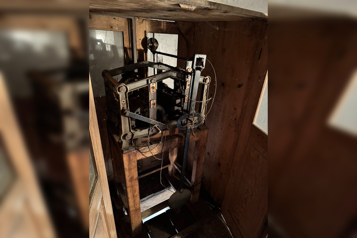 FOTO: Sásovská zvonica sa rozpadá, foto 5