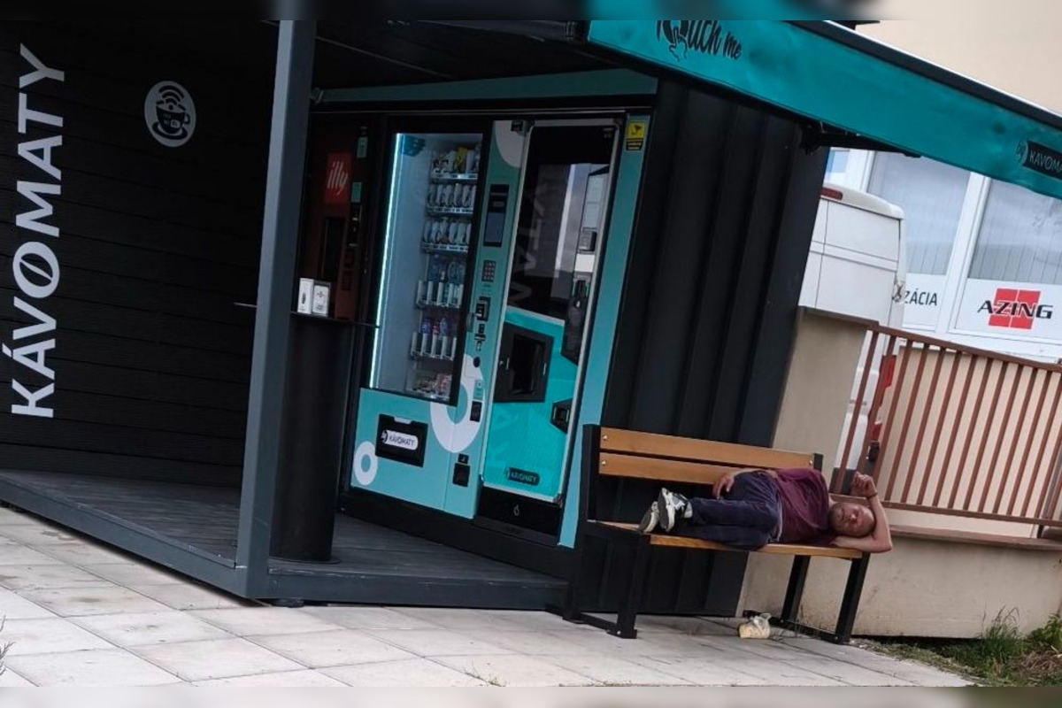 FOTO: Nové posedenie na Západe, foto 2