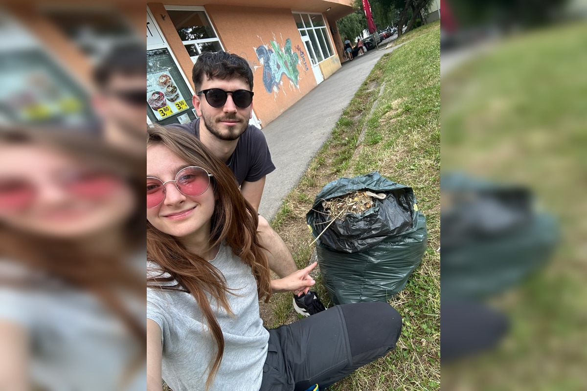 FOTO: Dobrovoľníci čistili Sekier, foto 9