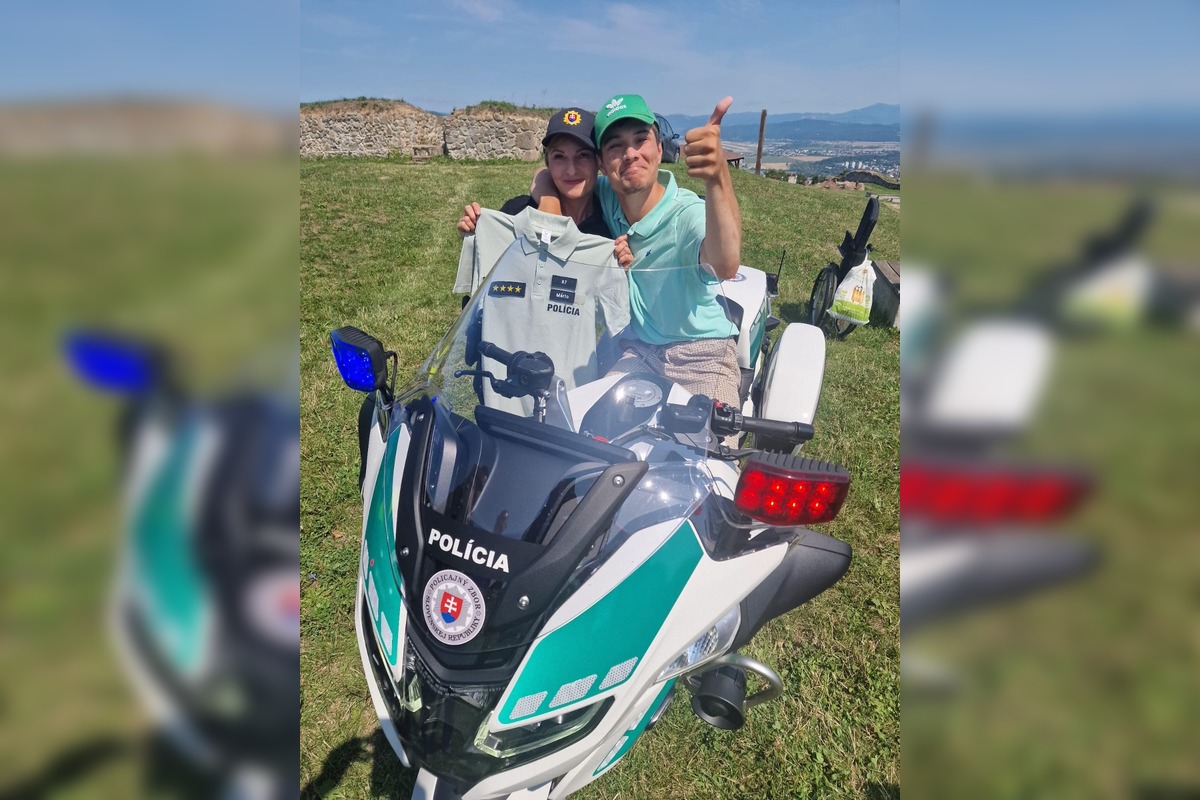 FOTO: Policajti a hasiči zo Zvolena splnili Máriovi sen byť policajtom, foto 3