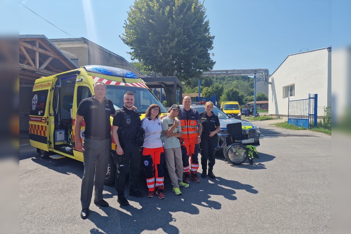 FOTO: Policajti a hasiči zo Zvolena splnili Máriovi sen byť policajtom, foto 8