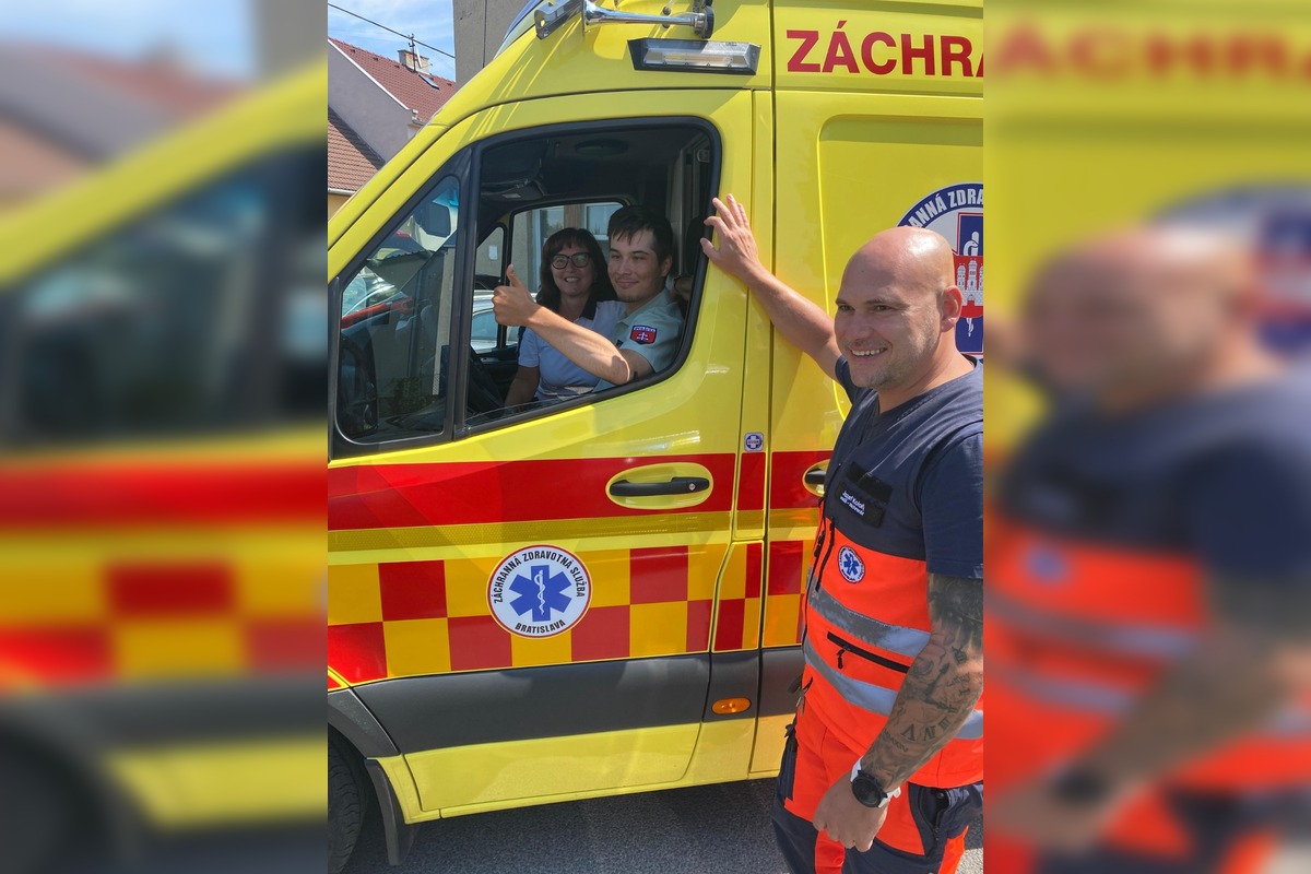 FOTO: Policajti a hasiči zo Zvolena splnili Máriovi sen byť policajtom, foto 11