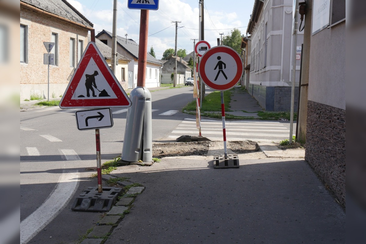 FOTO: Rozsiahle opravy ciest v Lučenci, foto 1