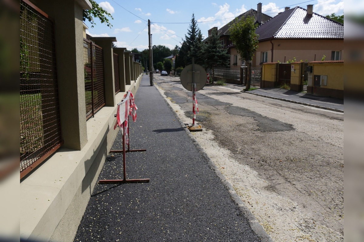 FOTO: Rozsiahle opravy ciest v Lučenci, foto 7