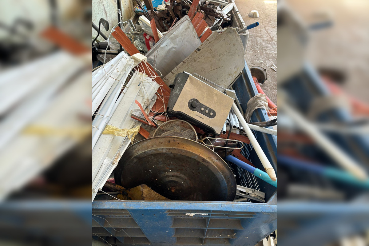 FOTO: Aké bizarnosti hádžu Banskobystričania do komunálneho odpadu?, foto 2