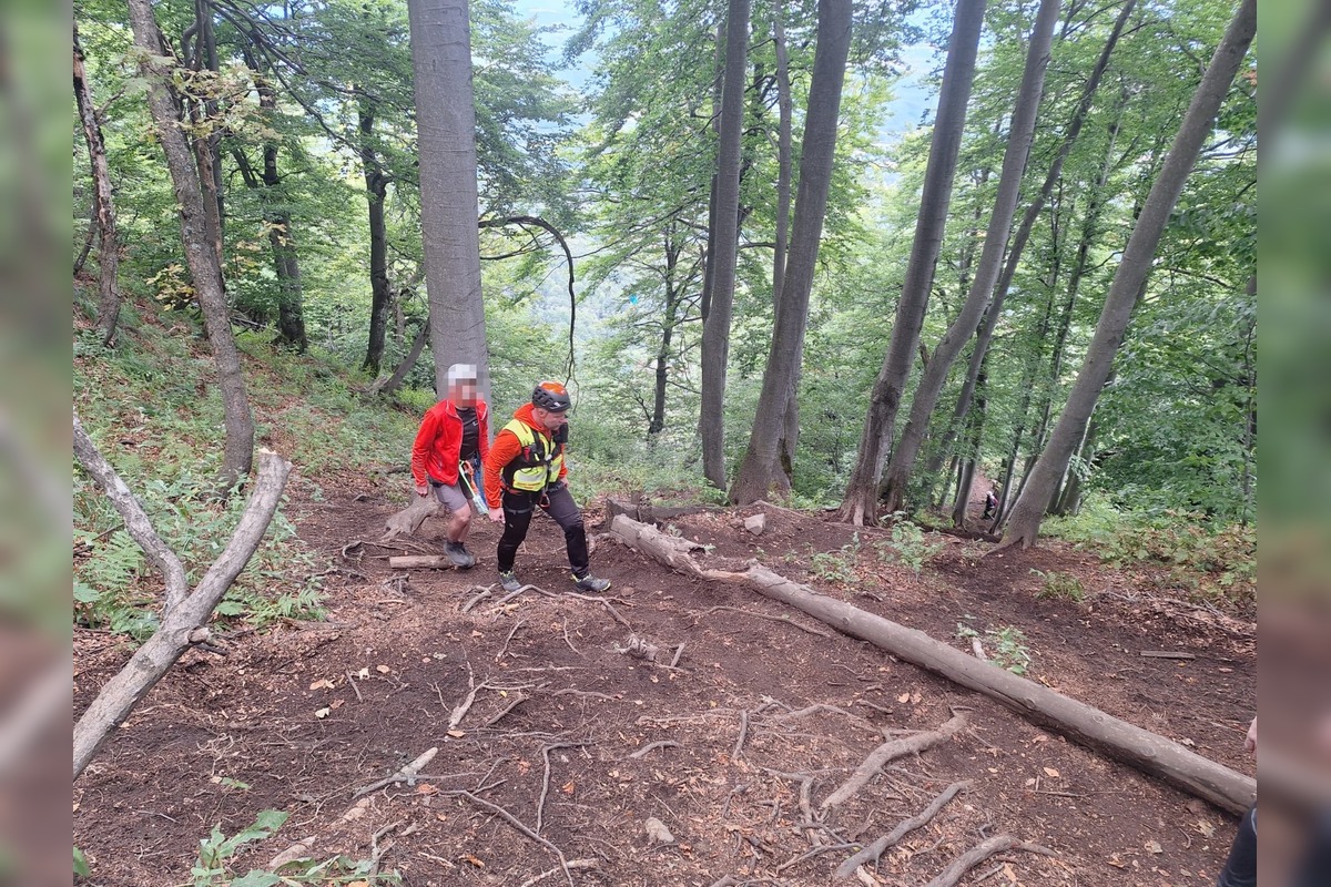 FOTO: Turista uviazol na ferrate Výzva, foto 4