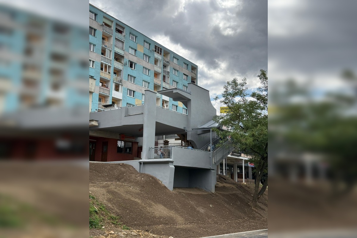 FOTO: Obnova schodiska v Sásovej, foto 5