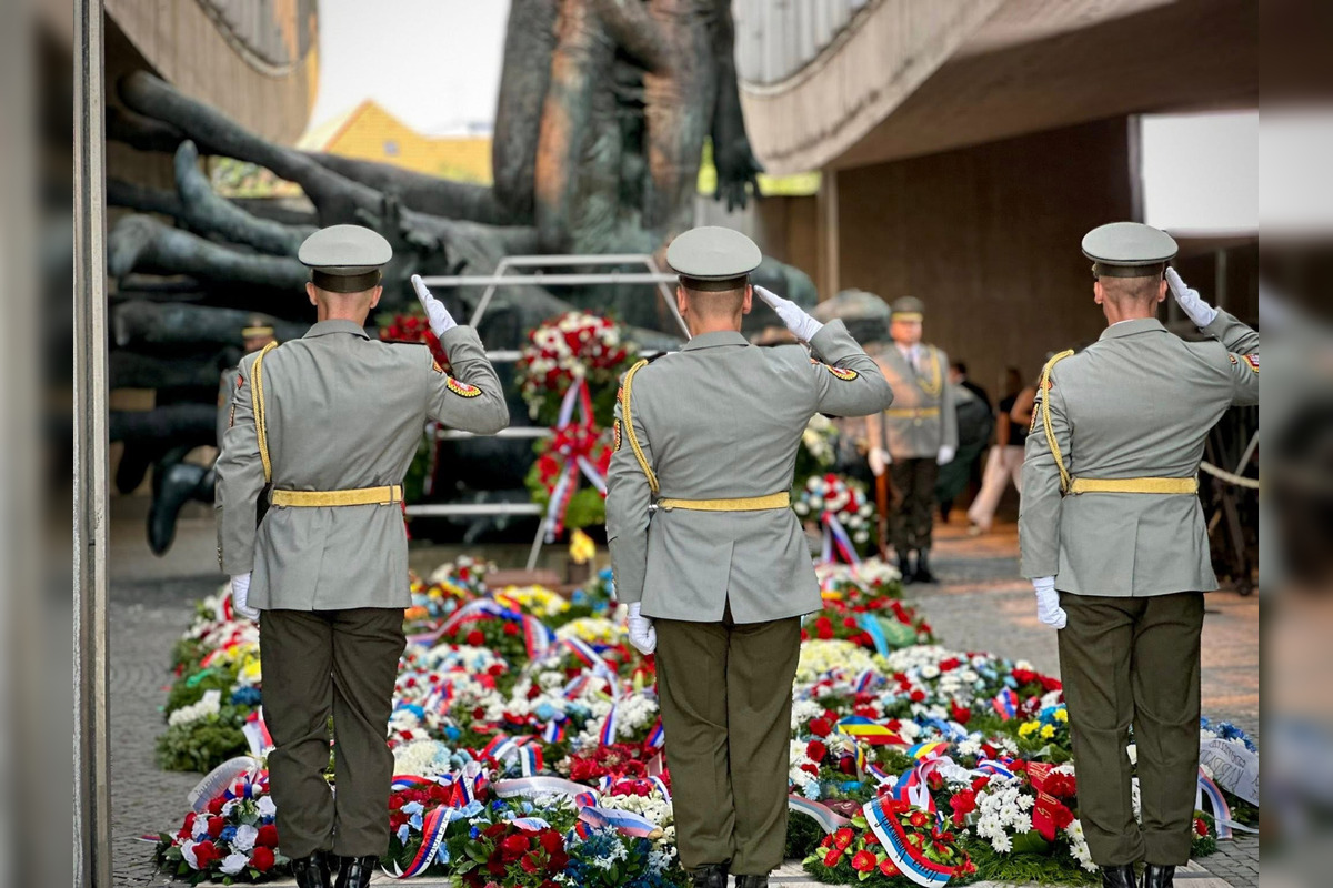 FOTO: Fotografie z oslavy 81. výročia SNP zachytávajú aj silné a dojímavé momenty, foto 20