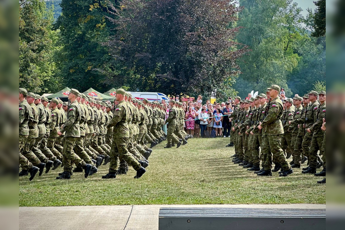 FOTO: Fotografie z oslavy 81. výročia SNP zachytávajú aj silné a dojímavé momenty, foto 37
