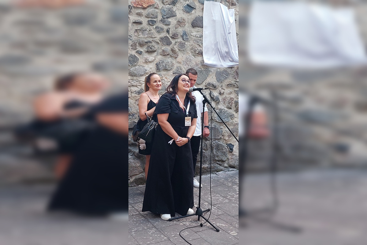 FOTO: Dano Heriban má v Kremnici svoj reliéf, odhalili ho hereckí kolegovia, foto 8