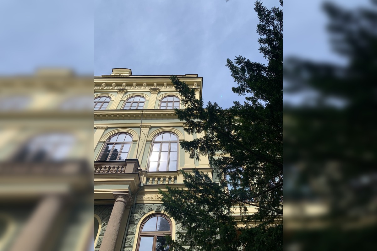 FOTO: Historická budova lesníckej školy púta pozornosť, foto 1