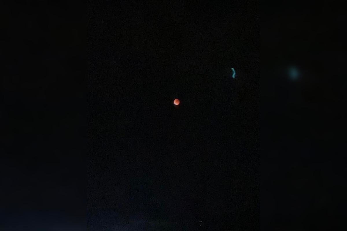 FOTO: Takto zachytili krvavý supermesiac Bystričania či Zvolenčania, foto 5