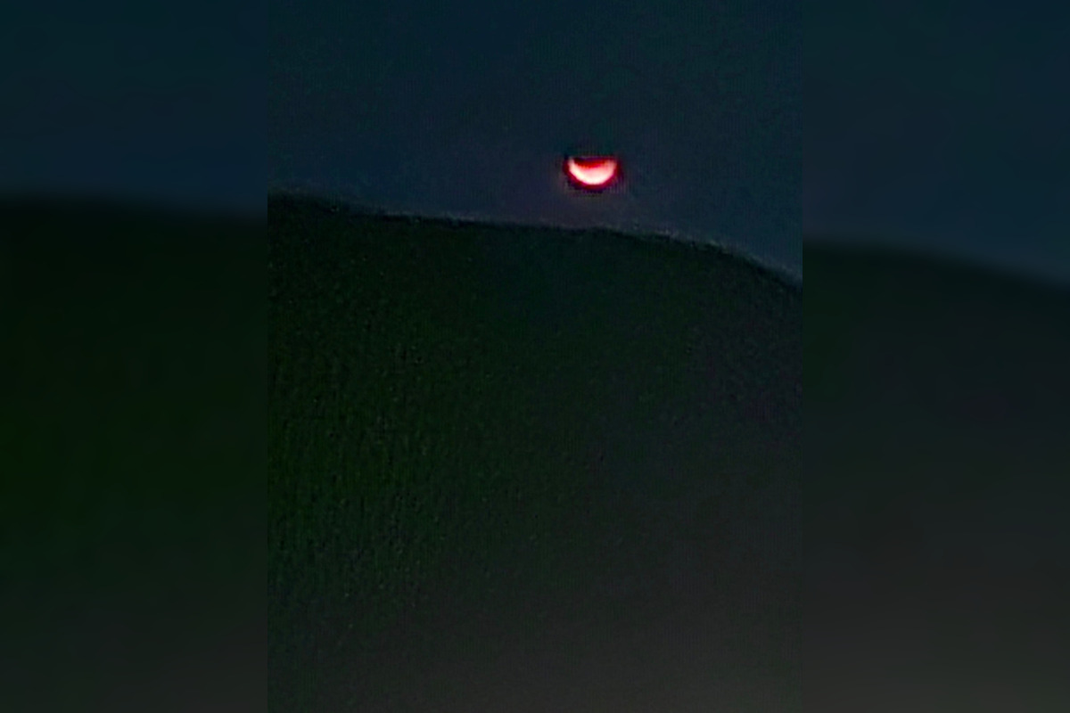 FOTO: Takto zachytili krvavý supermesiac Bystričania či Zvolenčania, foto 20