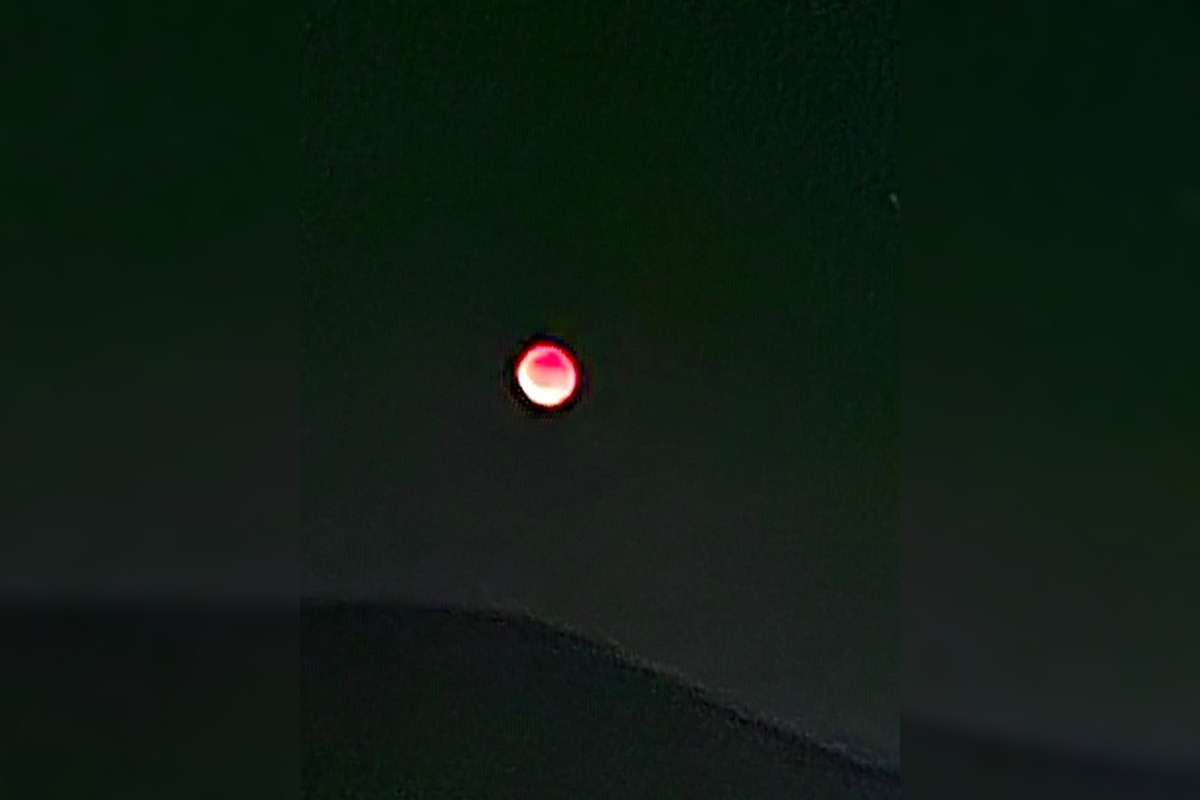 FOTO: Takto zachytili krvavý supermesiac Bystričania či Zvolenčania, foto 24