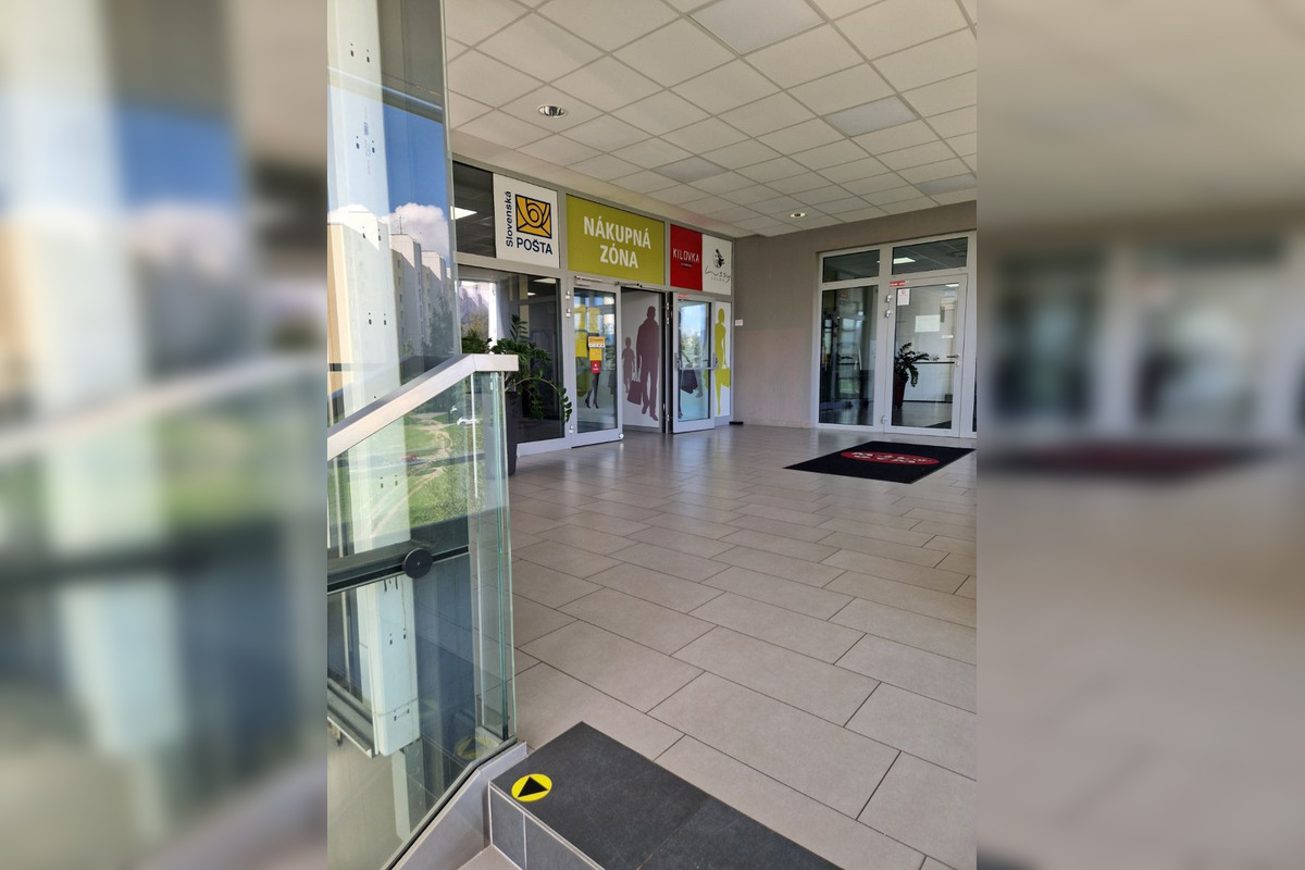 FOTO: Zrušená pošta vo Zvolene rozvírila diskusiu , foto 1
