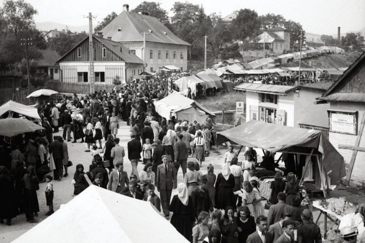 FOTO: Historické zábery Radvanského jarmoku, foto 1