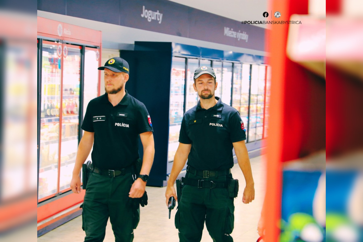FOTO: Policajti v Banskobystrickom kraji chytali zlodejov priamo v obchodoch, foto 9