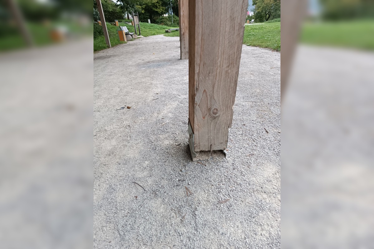 FOTO: Zvolenčan upozornil na chyby v novom parku, foto 2