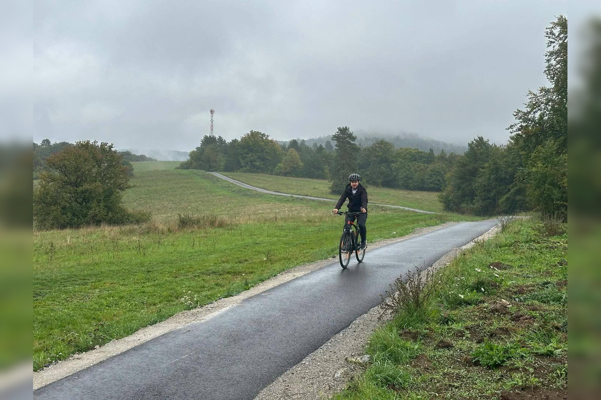 FOTO: V Banskej Bystrici vznikla nová cyklotrasa, smeruje zo Šalkovej na Poníky, foto 1