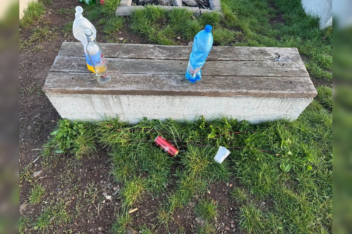FOTO: Návštevníci po sebe nechávajú odpad, foto 3