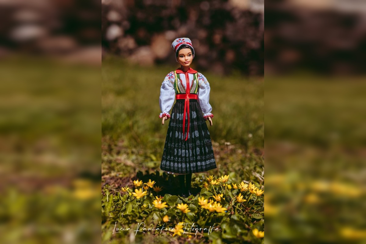 FOTO: Barbie dostala slovenský kroj, foto 6