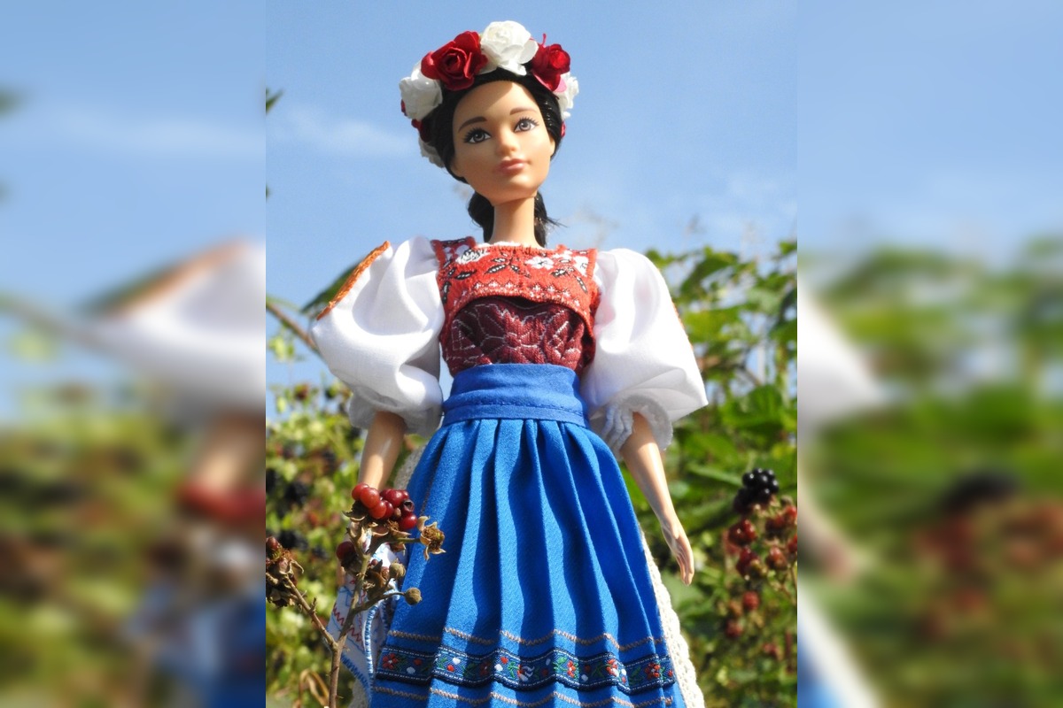 FOTO: Barbie dostala slovenský kroj, foto 12