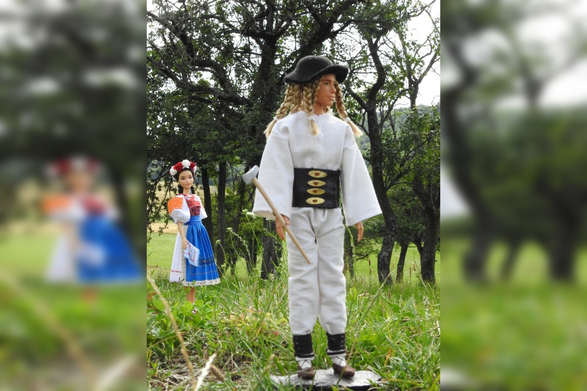 FOTO: Barbie dostala slovenský kroj, foto 13