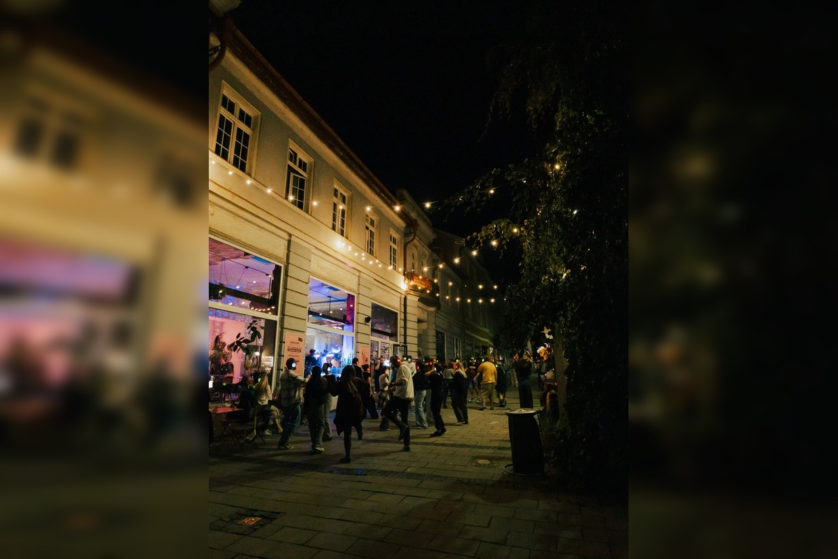 FOTO: Obľúbená kaviareň výklad, foto 8