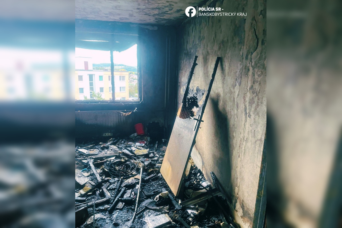 FOTO: V Banskej Bystrici v Sásovej horel v noci byt, žiaľ, vyžiadal si jednu obeť, foto 1
