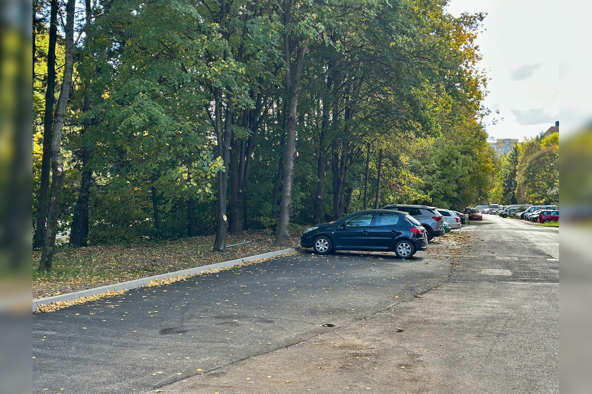 FOTO: Obnova parkoviska na Radvani, foto 2