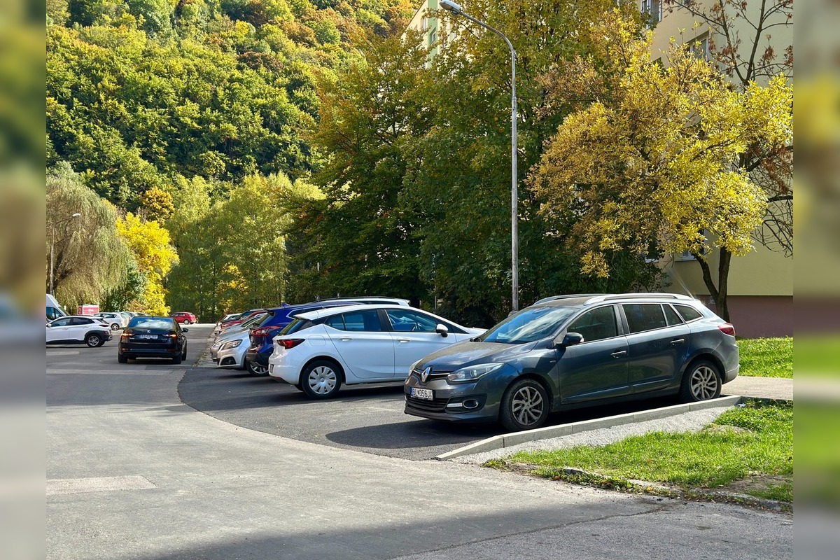 FOTO: Obnova parkoviska na Radvani, foto 4