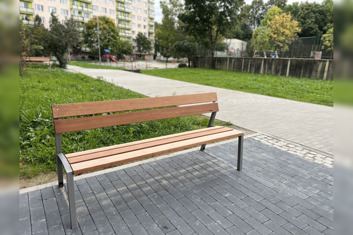 FOTO: Obnova parkoviska na Radvani, foto 6