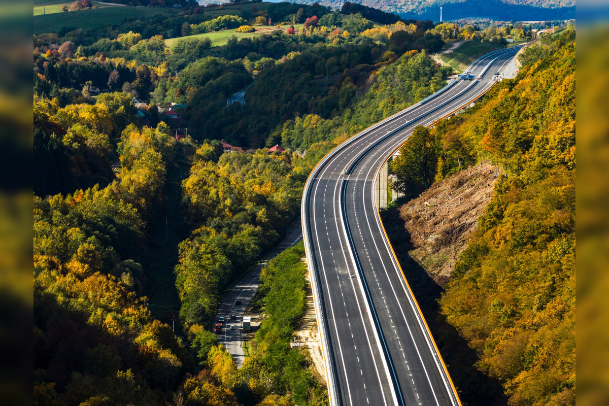 FOTO: Mostná estakáda v údolí Krivánskeho potoka, foto 4