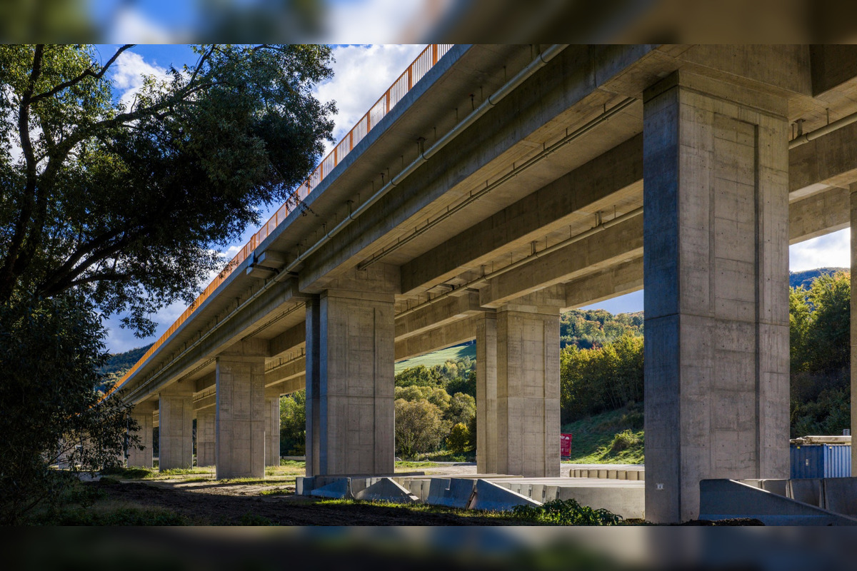 FOTO: Mostná estakáda v údolí Krivánskeho potoka, foto 5